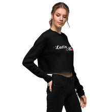 Laden Sie das Bild in den Galerie-Viewer, LatineAmore Line - Crop-Pullover